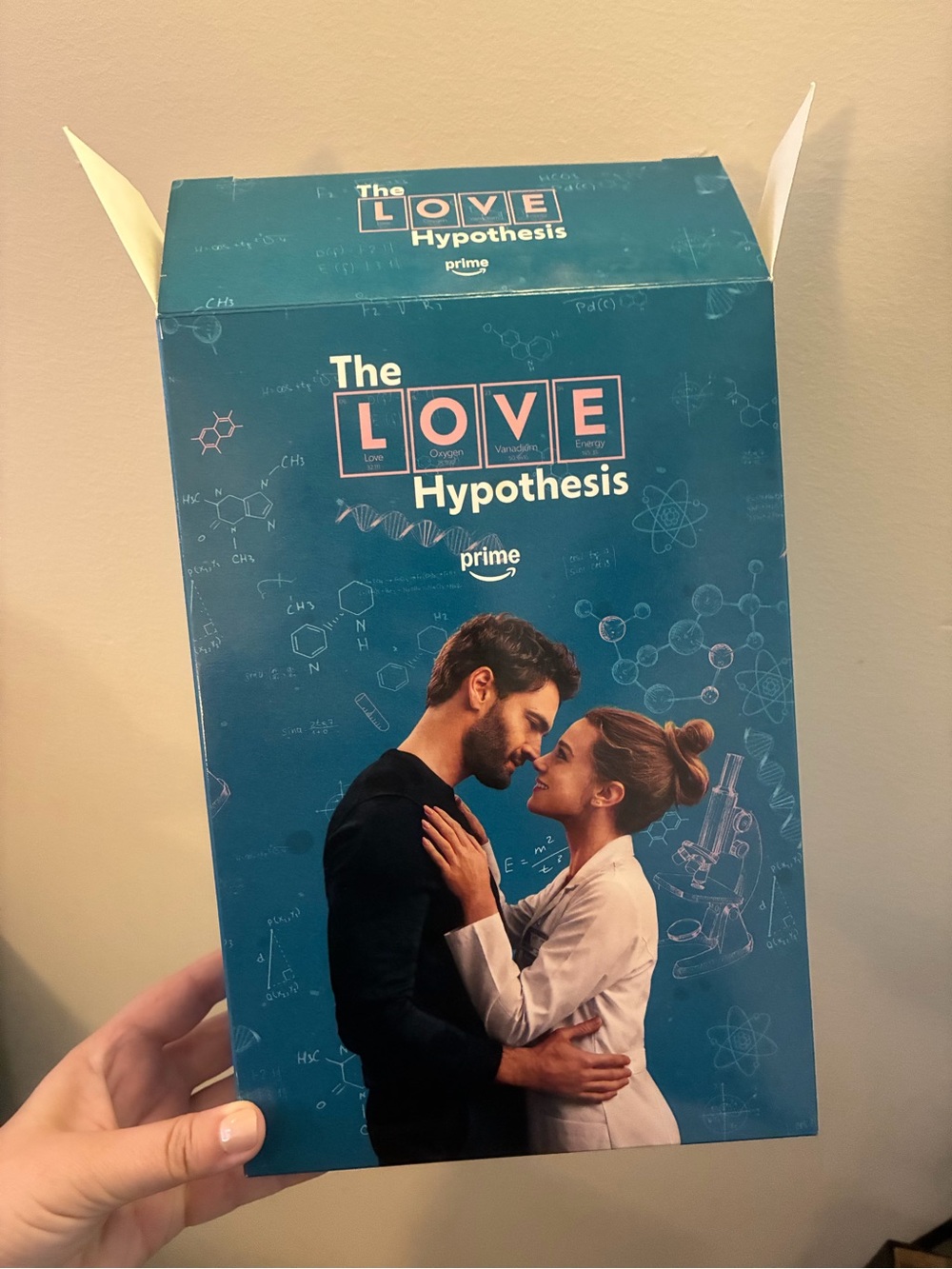 The Love Hypothesis Movie Premiere Popcorn Box NYC - Tom Bateman Lili Reinhardt